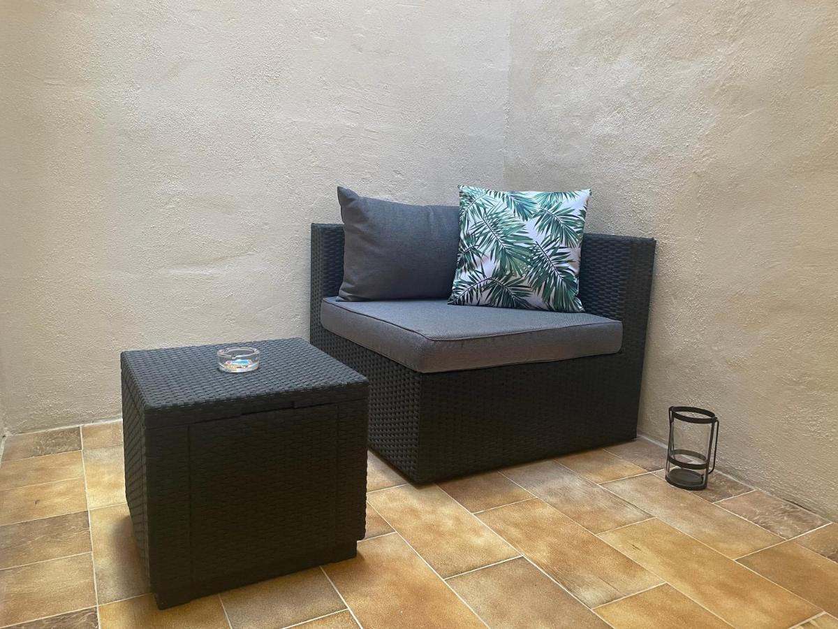 Parisio One Bedroom Maisonette In Sliema Exterior foto